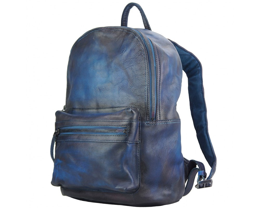 The Roberto - Men's Italian Leather Backpack – Crafted Elegance (Copy)