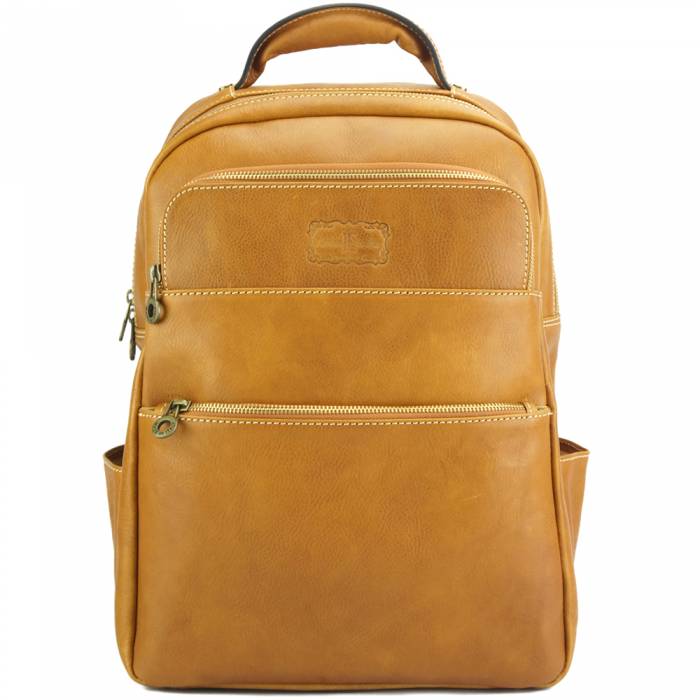 The Roberto - Men's Italian Leather Backpack – Crafted Elegance (Copy)