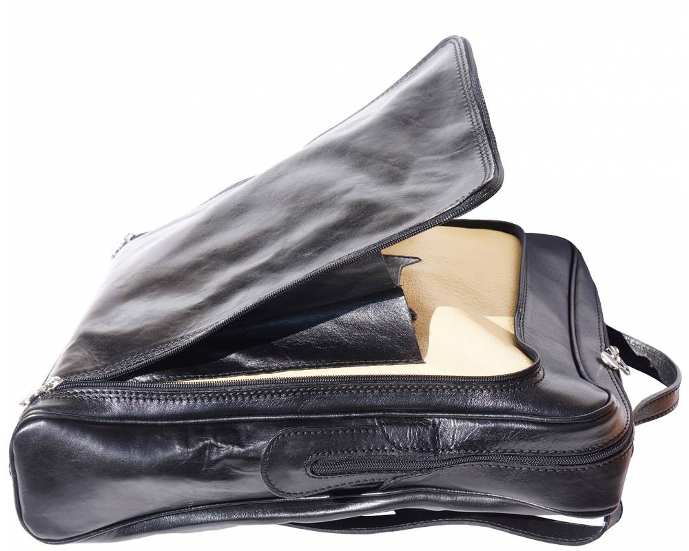 The Roberto - Men's Italian Leather Backpack – Crafted Elegance (Copy)